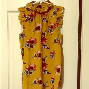 Sleeveless shirt